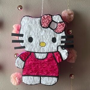 Hello Kitty Pink and White Piñata
